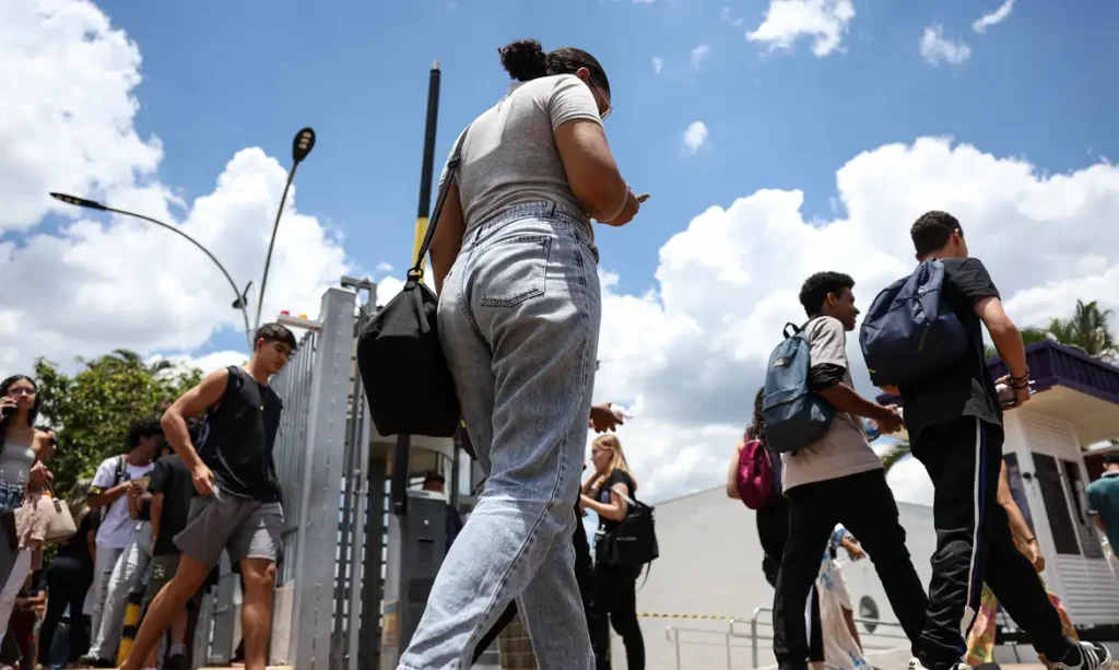 Inep emitirá declaração do ensino médio a partir de sexta-feira