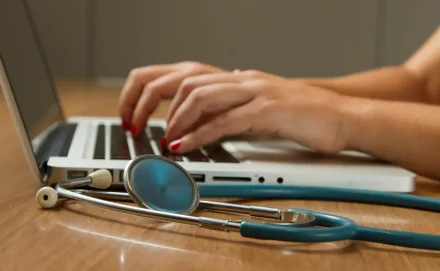 Ribercon - Enamed reforça importância de fiscalizar cursos, dizem especialistas